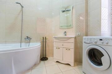 Фото номера Апартаменты Апартаменты 3 rooms apartments in the city centr г. Львов 30