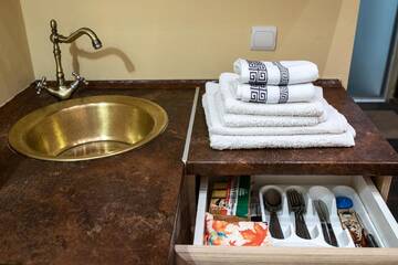 Фото номера Апартаменты Апартаменты Bed &amp; Breakfast in downtown Lviv г. Львов 8