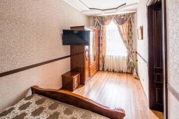 Фото номера Апартаменты Делюкс Апартаменты Аpartments on the square of Danylo Halytskyi г. Львов 21