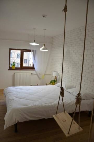 Фото номера Улучшенный двухместный номер с 1 кроватью Хостелы Eco Hostel DROVA г. Львов 10