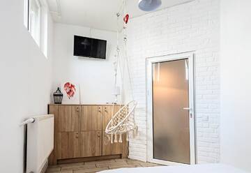 Фото номера Двухместный номер с 1 кроватью и общей ванной комнатой Хостелы Eco Hostel DROVA г. Львов 10