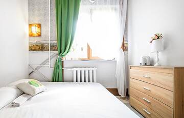 Фото номера Двухместный номер с 1 кроватью и общей ванной комнатой Хостелы Eco Hostel DROVA г. Львов 7
