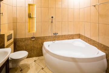 Фото номера Апартаменты с 1 спальней Апартаменты Beautiful apartment D.Galytskogo г. Львов 45