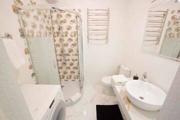 Фото номера Апартаменты Апартаменты Luxury Apartment on Kulisha 36v г. Львов 61