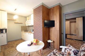 Фото номера Люкс с террасой Апартаменты Large terrace apartments in Old City г. Львов 8