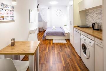Фото номера Апартаменты с 1 спальней Апартаменты Cozy apartments center г. Львов 25