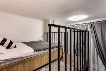 Фото номера Апартаменты-студио Апартаменты Valova 13/10, small studio г. Львов 9