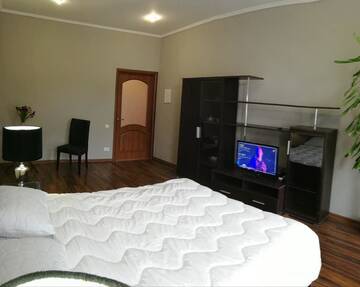 Фото номера Апартаменты с 1 спальней Апартаменты Romantik apartment in the center г. Львов 11