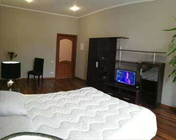 Фото номера Апартаменты с 1 спальней Апартаменты Romantik apartment in the center г. Львов 40