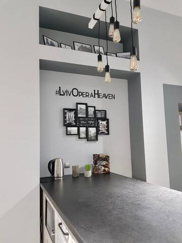 Фото номера Апартаменты с 2 спальнями Апартаменты LVIV OPERA HEAVEN г. Львов 15