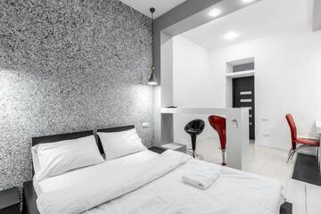 Фото номера Апартаменты с 1 спальней Апартаменты Black and Red squares apartment г. Львов 55