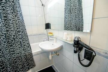 Фото номера Апартаменты с 1 спальней Апартаменты Red and Yellow Apartment Modern г. Львов 22