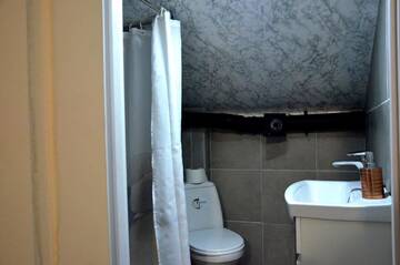 Фото номера Номер-студио Делюкс Отель Pink Hostel Woman Only Хостел Pink тільки для жінок г. Львов 3