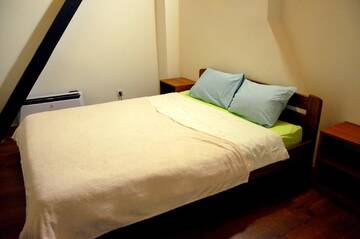 Фото номера Номер-студио Делюкс Отель Pink Hostel Woman Only Хостел Pink тільки для жінок г. Львов 2