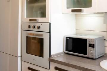 Фото номера Апартаменты с 2 спальнями Апартаменты Charming Apartment Lviv г. Львов 13