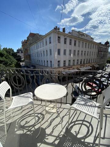 Фото номера Апартаменты с 2 спальнями Апартаменты Serbska Apartment г. Львов 36