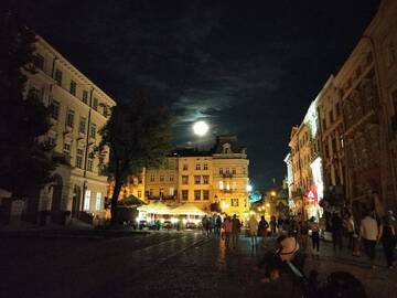 Фото номера Апартаменты с 2 спальнями Апартаменты Modern apartment in Lviv historic centre г. Львов 26