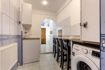 Фото номера Апартаменты с 2 спальнями Апартаменты Modern apartment in Lviv historic centre г. Львов 32