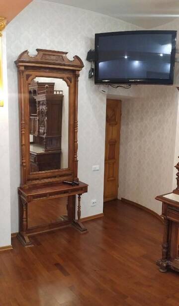 Фото номера Апартаменты с 3 спальнями Апартаменты Old Lemberg (3 Rooms Lux Apartment ) г. Львов 12