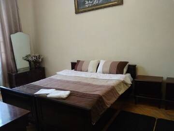 Фото номера Апартаменты с 2 спальнями Апартаменты Apartment near the train station г. Львов 8