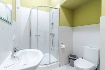 Фото номера Апартаменты с 1 спальней Апартаменты Apartment on Stavropihiiska Street 3 г. Львов 26