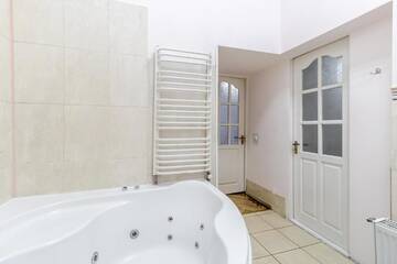Фото номера Апартаменты с 2 спальнями Апартаменты Striltsiv Apartment г. Львов 28