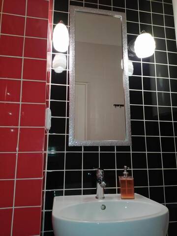 Фото номера Апартаменты с 1 спальней Апартаменты Cozy studio for couple near Polytechnic University г. Львов 23