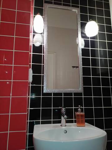 Фото номера Апартаменты с 1 спальней Апартаменты Cozy studio for couple near Polytechnic University г. Львов 9