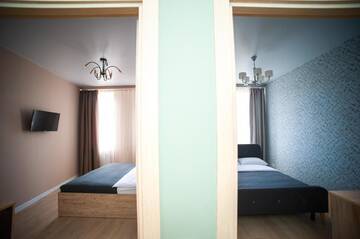 Фото номера Апартаменты с 3 спальнями Апартаменты 3 Bedroom Apartment in the city center г. Львов 44