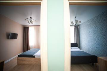 Фото номера Апартаменты с 3 спальнями Апартаменты 3 Bedroom Apartment in the city center г. Львов 17