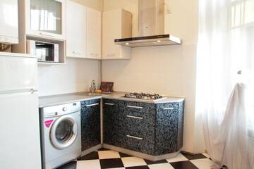 Фото номера Апартаменты с 2 спальнями Апартаменты ROMANTIC Apartments - Two bedrooms in the center г. Львов 31