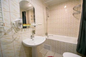 Фото номера Апартаменты Апартаменты Red &amp; Yellow Apartment г. Львов 27
