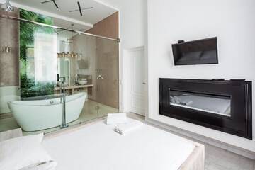 Фото номера Апартаменты Апартаменты Deluxe apartment in Horodotska 33 г. Львов 97
