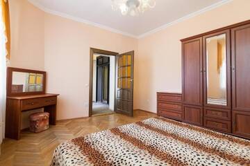 Фото номера Апартаменты с 2 спальнями Апартаменты Apartment on Dudayeva 17 г. Львов 10