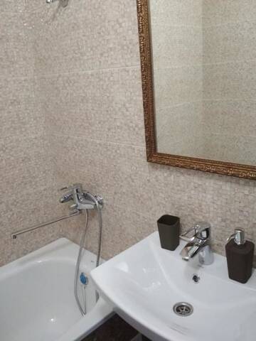 Фото номера Апартаменты с 2 спальнями Апартаменты New Apartment near Airport with 2 Isolated Bedrooms г. Львов 16
