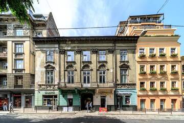 Фото номера Апартаменты Апартаменты InLvivApartment on Knyazya Romana г. Львов 19