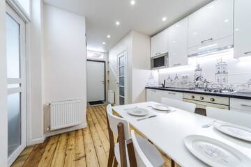 Фото номера Апартаменты Апартаменты InLvivApartment on Knyazya Romana г. Львов 7