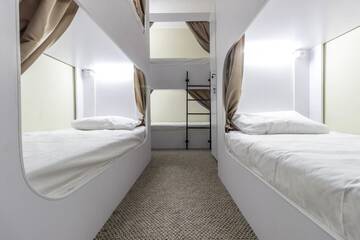 Фото номера Кровать в общем 8-местном номере Хостелы hi Hostel г. Львов 3