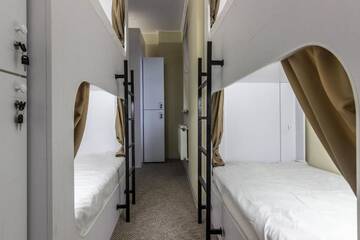 Фото номера Кровать в общем 8-местном номере Хостелы hi Hostel г. Львов 18