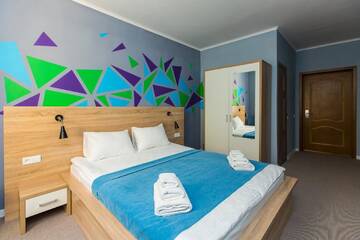 Фото номера Стандартный двухместный номер с 1 кроватью Отель Blum Hotel г. Львов 6