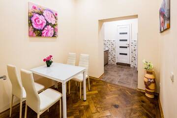 Фото номера Апартаменты с 2 спальнями Апартаменты Apartment in Stavropigiyska г. Львов 9