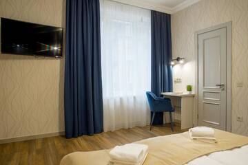 Фото номера Двухместный номер Делюкс с 1 кроватью и ванной Апарт-отели Mini Hotel Barvy Lvova on Hnatyuka St. г. Львов 16