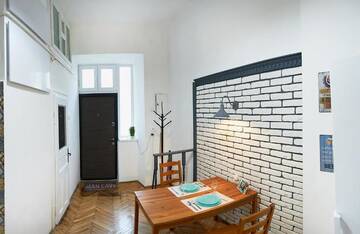 Фото номера Апартаменты с 1 спальней Апартаменты Stylish apartments in the center г. Львов 37
