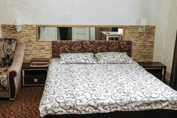 Фото номера Роскошный трехместный номер Отель Hotel Rafinad г. Львов 8