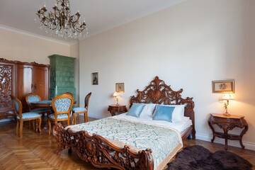 Фото номера Апартаменты с 2 спальнями Апартаменты LUXOVSKI apartment г. Львов 7