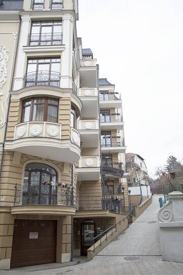 Фото номера Апартаменты Апартаменты GRAND CLASSIC APARTMENT г. Львов 27