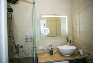 Фото номера Апартаменты-студио Апартаменты Luxury flat in downtown г. Львов 7