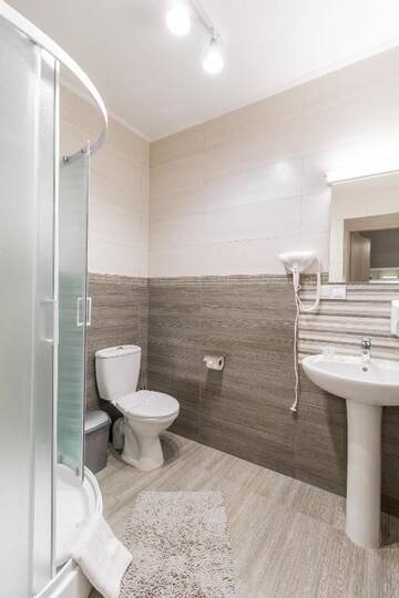 Фото номера Улучшенные апартаменты Апарт-отели Opera Passage Apart Hotel г. Львов 2