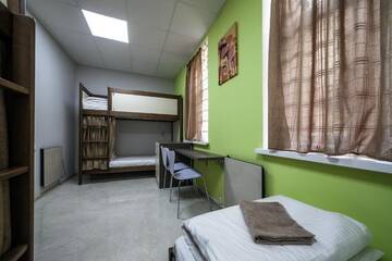 Фото номера Односпальная кровать в общем номере Хостелы Ostriv Hostel г. Львов 5