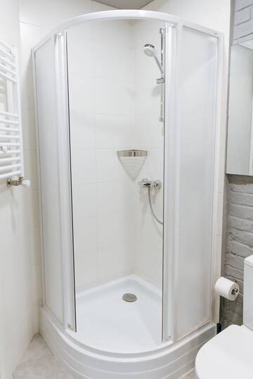Фото номера Улучшенный четырехместный номер Апартаменты Apartment and Rooms TimetoSmile г. Львов 10